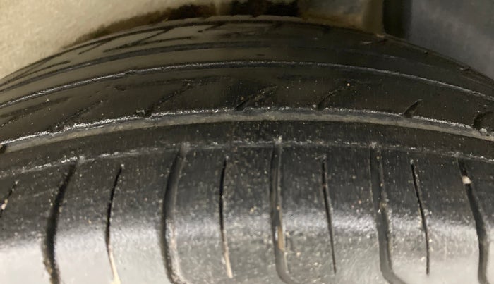 2018 Maruti IGNIS ALPHA 1.2 K12 AMT, Petrol, Automatic, 43,617 km, Left Rear Tyre Tread