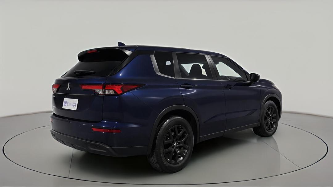 2023 Mitsubishi Outlander Es 5 Seat (2WD), Automatic, 50881 km, Right Back Diagonal (45- Degree) View