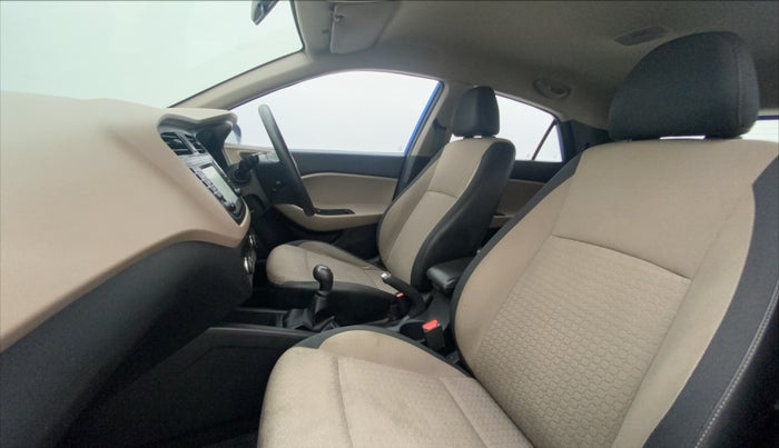 2017 Hyundai Elite i20 ASTA 1.2, Petrol, Manual, 43,796 km, Right Side Front Door Cabin