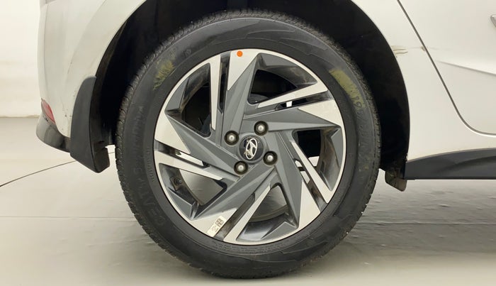 2022 Hyundai NEW I20 ASTA (O) 1.2 MT, Petrol, Manual, 29,783 km, Right Rear Wheel