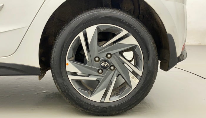 2022 Hyundai NEW I20 ASTA (O) 1.2 MT, Petrol, Manual, 29,783 km, Left Rear Wheel