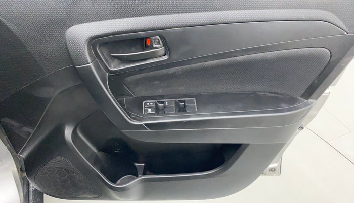 2019 Maruti Vitara Brezza VDI, Diesel, Manual, 37,048 km, Driver Side Door Panels Control