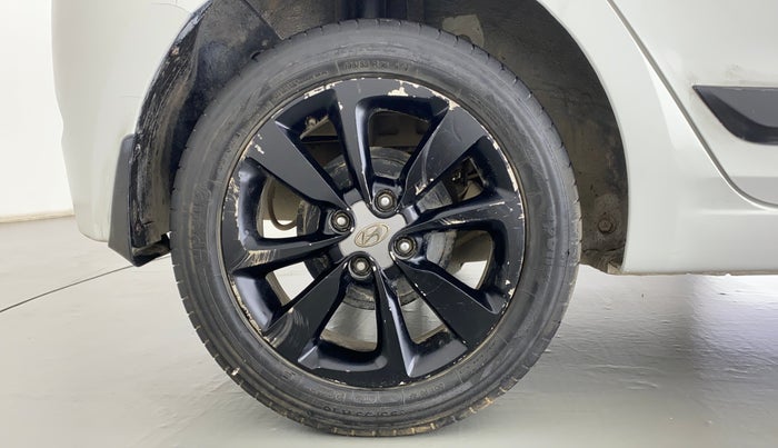2017 Hyundai Elite i20 ASTA 1.2 (O), Petrol, Manual, 19,478 km, Right Rear Wheel