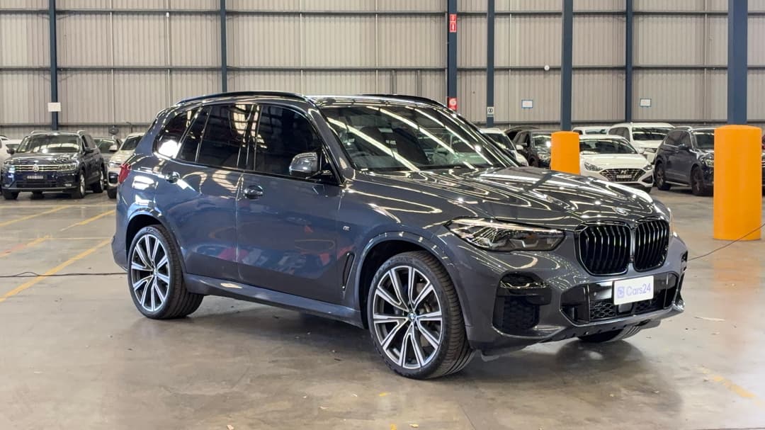 2022 BMW X5 xDrive30d M Sport, Automatic, 49561 km, Door Interior Front LHS Broken