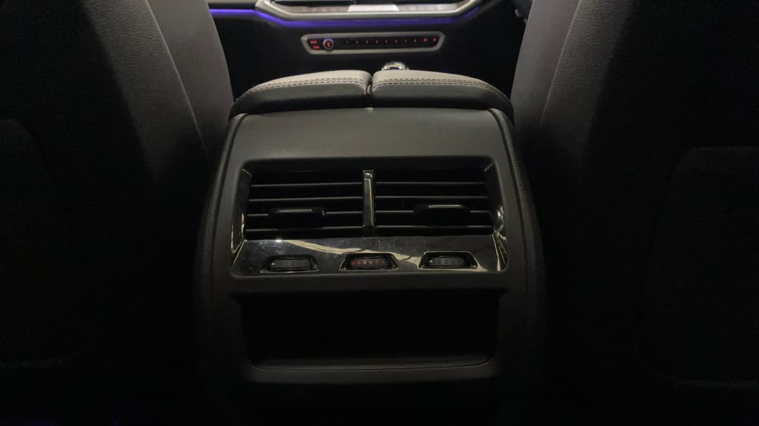 2022 BMW X5 xDrive30d M Sport, Automatic, 49561 km, Rear A/C Vent