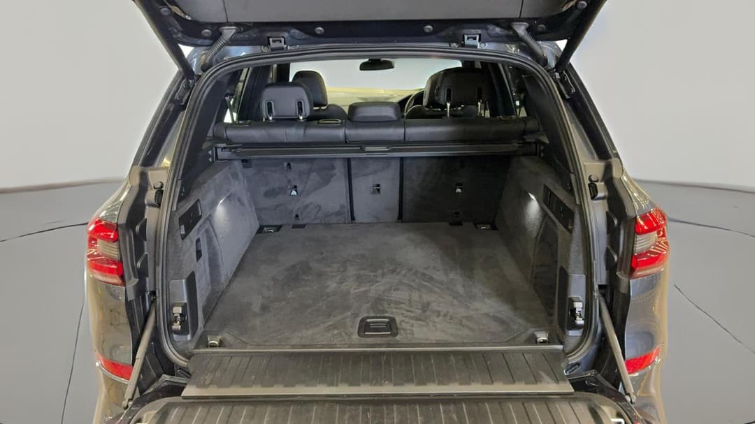 2022 BMW X5 xDrive30d M Sport, Automatic, 49561 km, Boot Inside View
