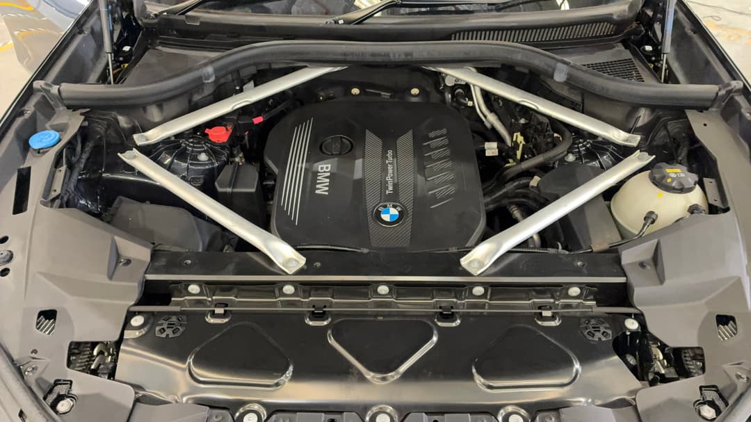 2022 BMW X5 xDrive30d M Sport, Automatic, 49561 km, Open Bonnet (Engine)