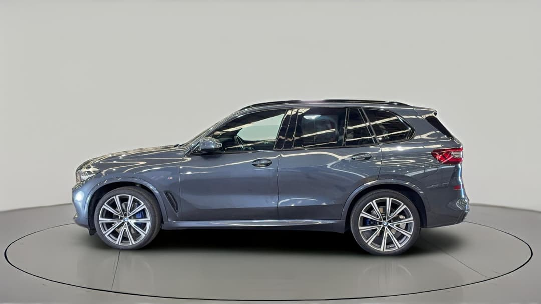 2022 BMW X5 xDrive30d M Sport, Automatic, 49561 km, Left Side View