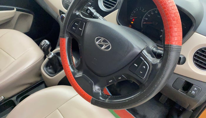 2014 Hyundai Grand i10 ASTA 1.1 CRDI (O), Diesel, Manual, 97,689 km, Steering wheel - Sound system control not functional