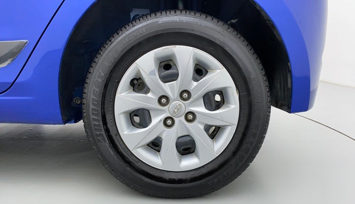2016 Hyundai Elite i20 SPORTZ 1.2, Petrol, Manual, 59,024 km, Left Rear Wheel