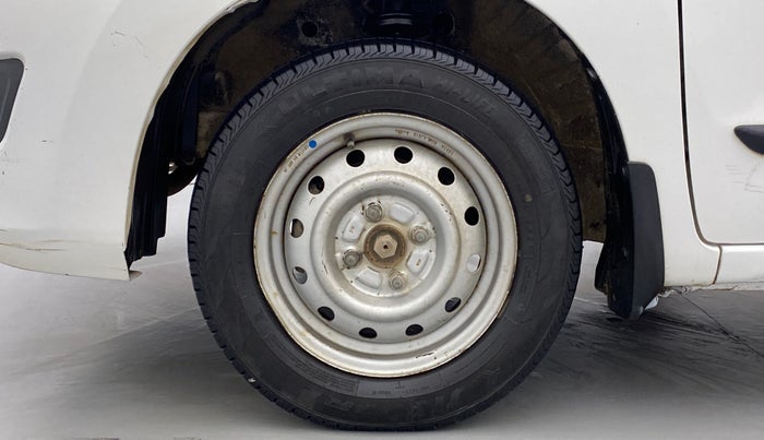 2018 Maruti Wagon R 1.0 LXI CNG, CNG, Manual, 1,04,003 km, Left Front Wheel