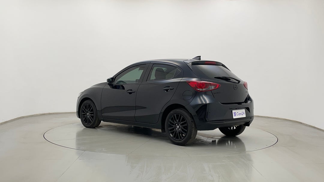 Left Back Diagonal (45- Degree) View