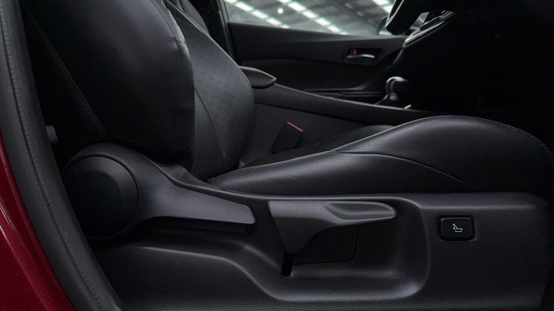 2019 Toyota C-HR Koba (2WD), Automatic, 63705 km, Drivers Side Adjustment Panel