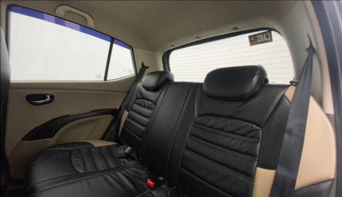 2013 Hyundai i10 SPORTZ 1.2, Petrol, Manual, 32,942 km, Right Side Rear Door Cabin