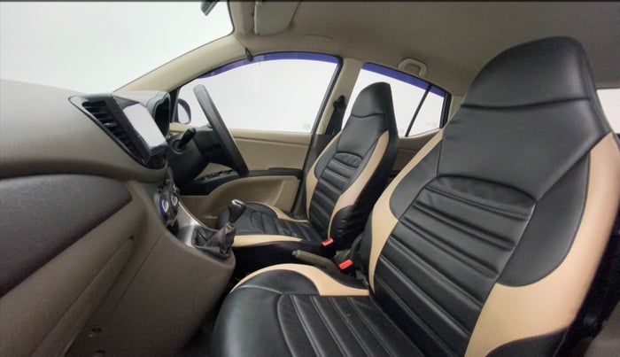 2013 Hyundai i10 SPORTZ 1.2, Petrol, Manual, 32,942 km, Right Side Front Door Cabin