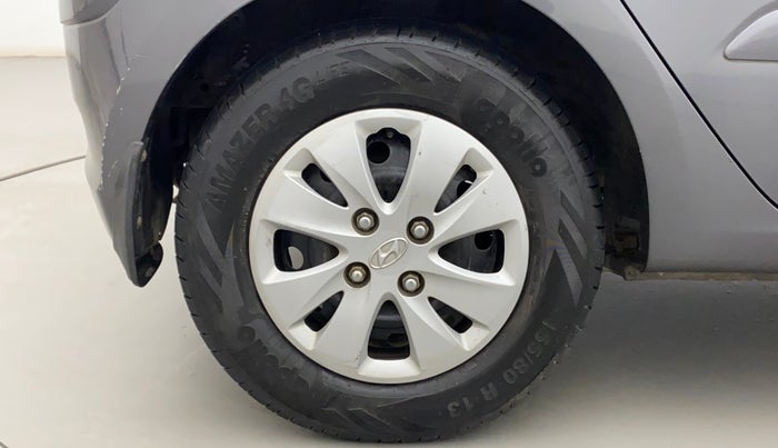 2013 Hyundai i10 SPORTZ 1.2, Petrol, Manual, 32,942 km, Right Rear Wheel