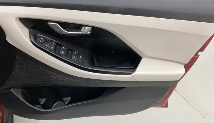 2020 Hyundai Creta SX 1.5 PETROL, Petrol, Manual, 67,670 km, Driver Side Door Panels Control