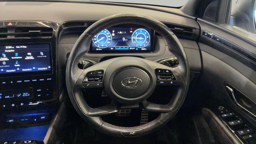 2022 Hyundai Tucson Highlander N Line (AWD), Automatic, 33629 km, Steering Wheel Close-up