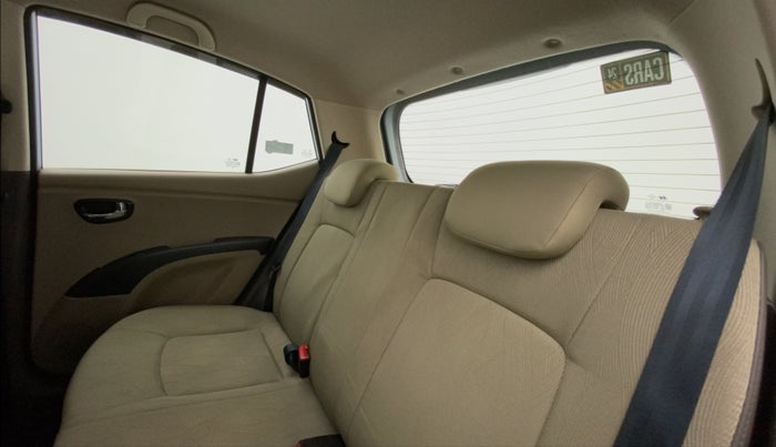 2013 Hyundai i10 SPORTZ 1.2 AT, Petrol, Automatic, 18,029 km, Right Side Rear Door Cabin