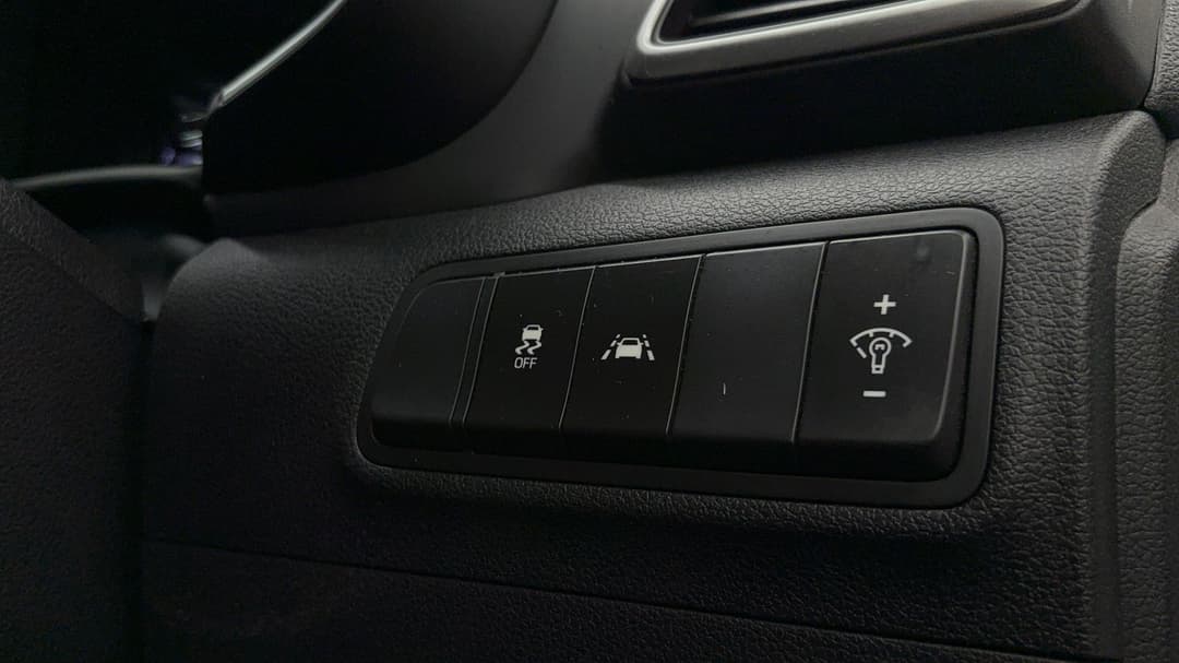 2020 Hyundai Tucson Active (2WD), Automatic, 89386 km, Utility Switches/Buttons