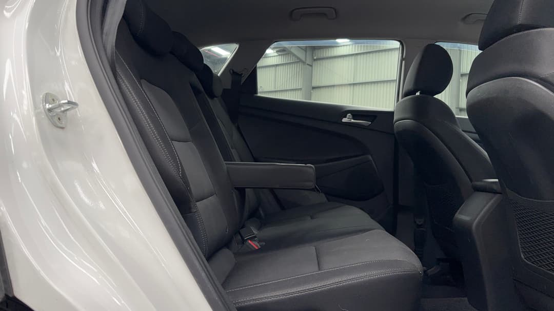2020 Hyundai Tucson Active (2WD), Automatic, 89386 km, Right Side Rear Door Cabin View