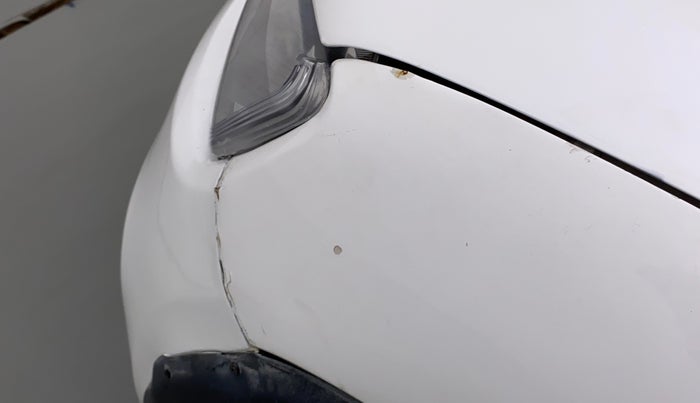 2017 Renault Kwid RXT 1.0 AMT (O), Petrol, Automatic, 29,184 km, Left fender - Slight discoloration