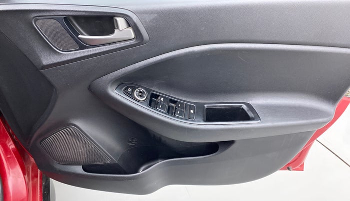 2016 Hyundai i20 Active 1.2 SX, Petrol, Manual, 87,241 km, Driver Side Door Panels Control