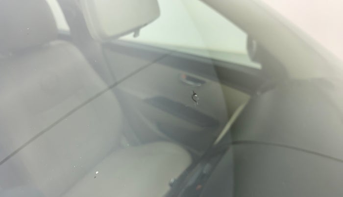 2013 Maruti Swift Dzire VXI, Petrol, Manual, 1,06,215 km, Front windshield - Minor spot on windshield