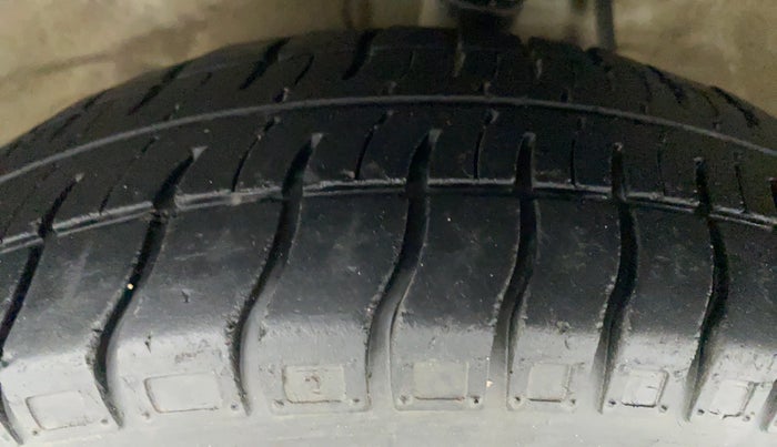 2018 Maruti Alto 800 VXI (O), Petrol, Manual, 31,759 km, Left Front Tyre Tread