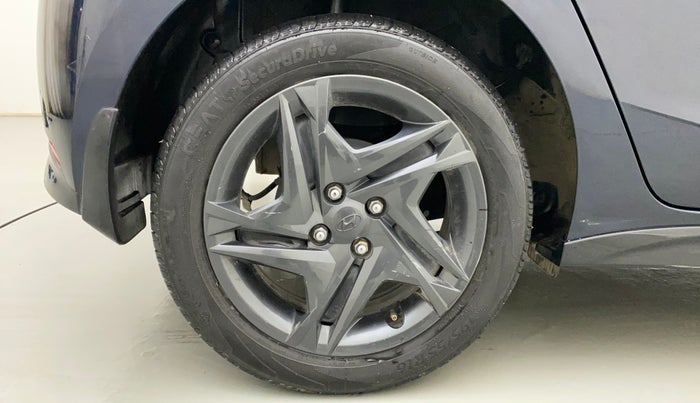 2021 Hyundai NEW I20 SPORTZ 1.2 MT, Petrol, Manual, 17,002 km, Right Rear Wheel