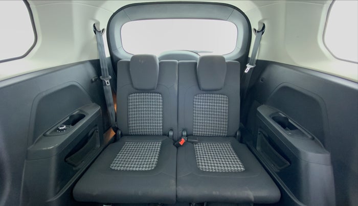 2021 Tata Safari XM 2.0 KRYOTEC, Diesel, Manual, 12,969 km, Third Seat Row ( optional )