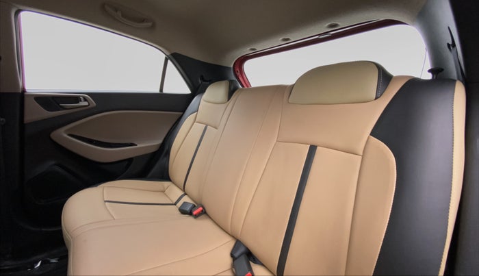 2016 Hyundai Elite i20 MAGNA 1.2, Petrol, Manual, 18,274 km, Right Side Door Cabin View