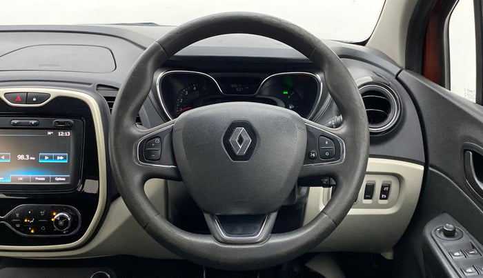2018 Renault Captur 1.5 RXL MT, Diesel, Manual, 82,586 km, Steering Wheel Close Up