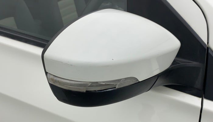 2021 Tata Tiago XZA 1.2 REVOTRON, Petrol, Automatic, 25,058 km, Right rear-view mirror - Indicator light has minor damage
