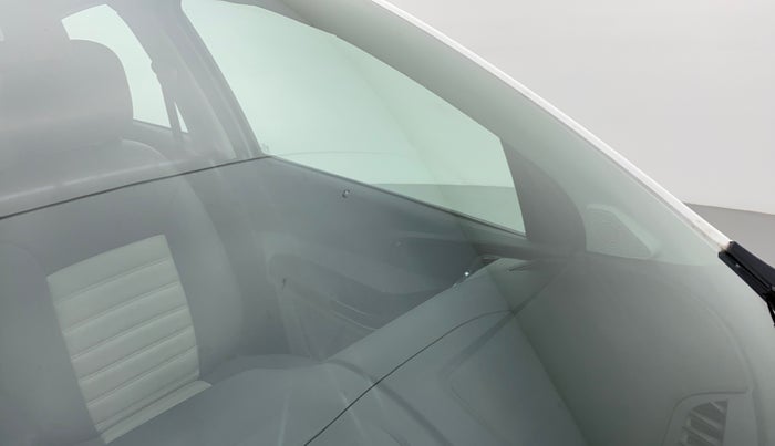 2021 Tata Tiago XZA 1.2 REVOTRON, Petrol, Automatic, 25,058 km, Front windshield - Minor spot on windshield