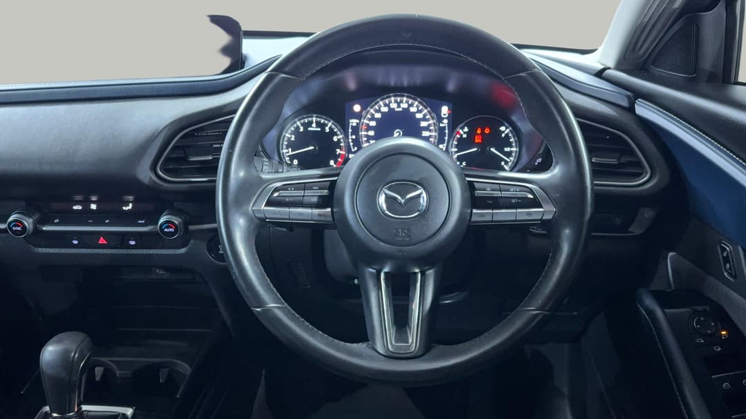 2021 Mazda CX-30 G20 Evolve (FWD), Automatic, 81057 km, Steering Wheel Close-up