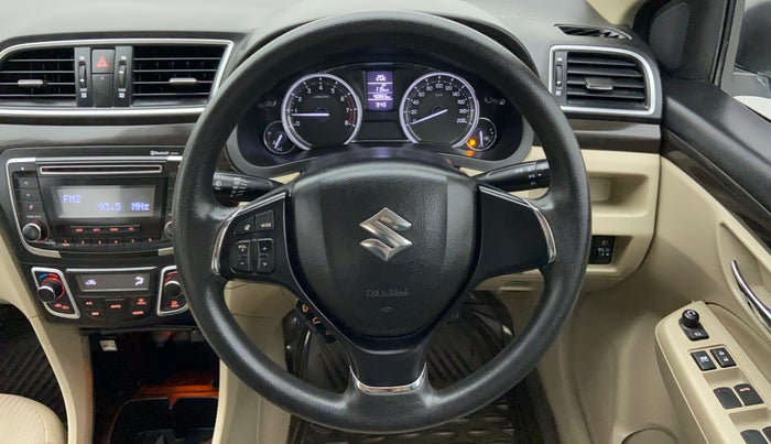 2015 Maruti Ciaz ZXI, Petrol, Manual, 41,046 km, Steering Wheel Close Up