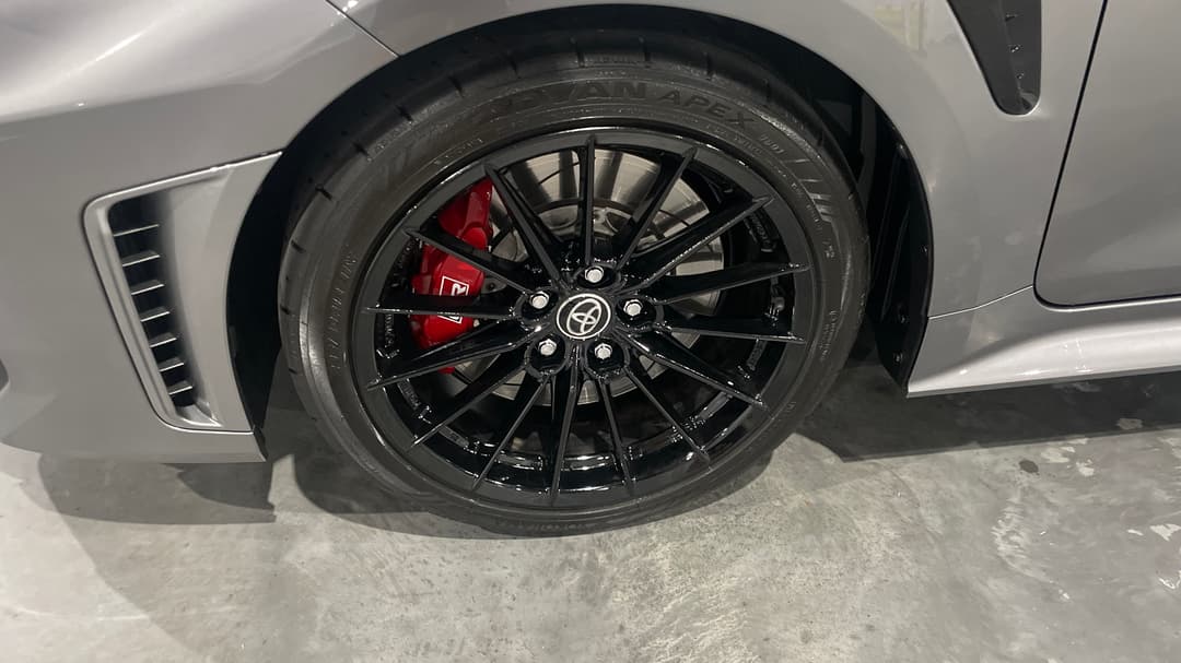 2025 Toyota Gr Corolla Gts, Automatic, 10661 km, Left Front Wheel