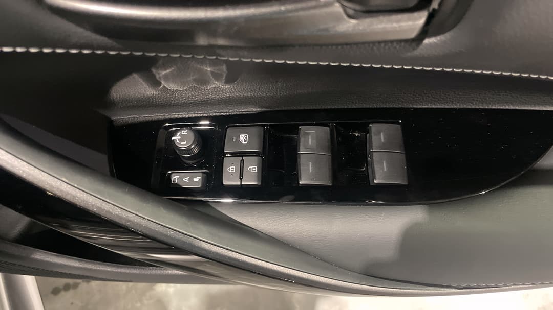 2025 Toyota Gr Corolla Gts, Automatic, 10661 km, Drivers Side Door Panel Controls