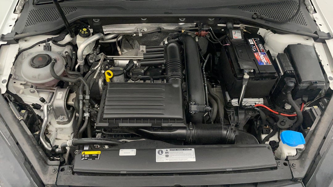 Open Bonnet (Engine)