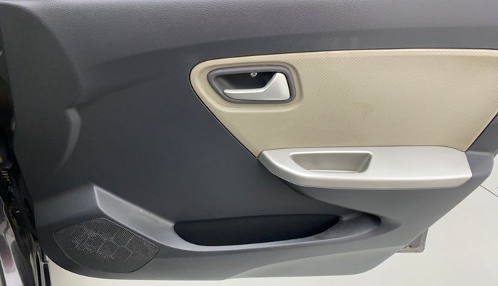 2018 Maruti Alto K10 VXI P, Petrol, Manual, 19,806 km, Driver Side Door Panels Control