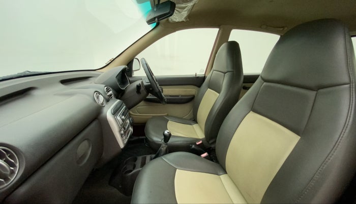 2010 Hyundai Santro Xing GLS, Petrol, Manual, 18,718 km, Right Side Front Door Cabin
