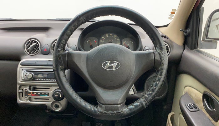 2010 Hyundai Santro Xing GLS, Petrol, Manual, 18,718 km, Steering Wheel Close Up