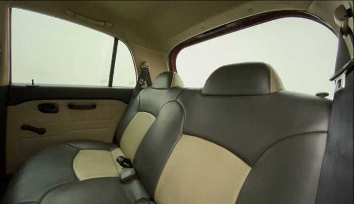 2010 Hyundai Santro Xing GLS, Petrol, Manual, 18,718 km, Right Side Rear Door Cabin