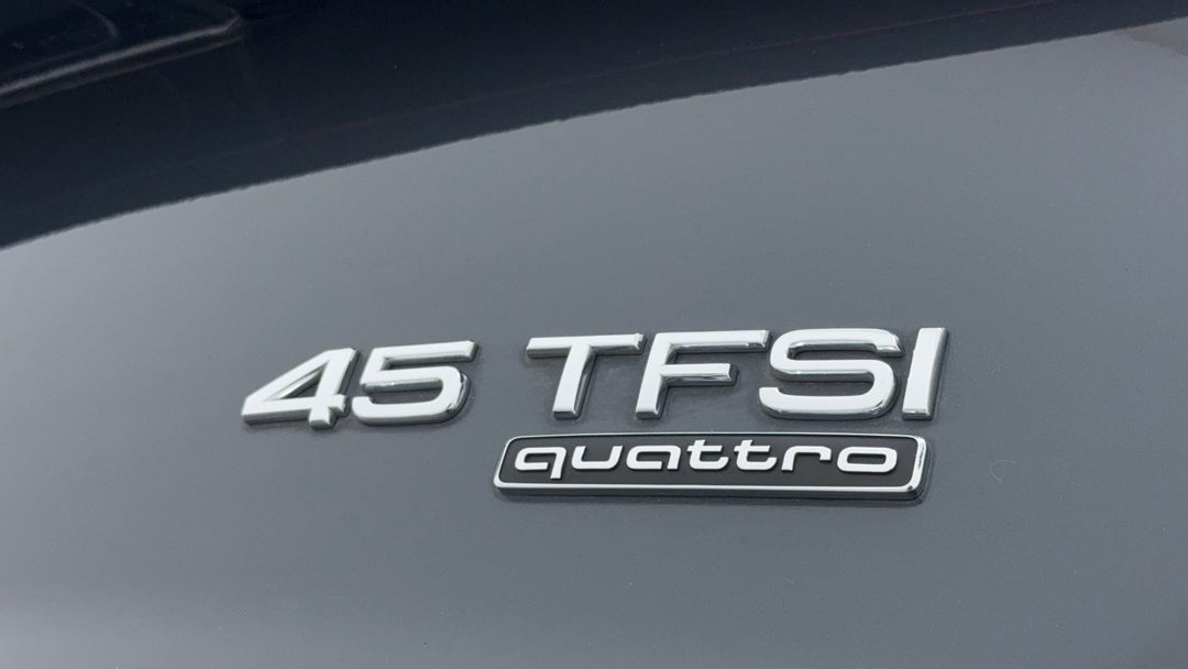 Badge (Boot Right Side)