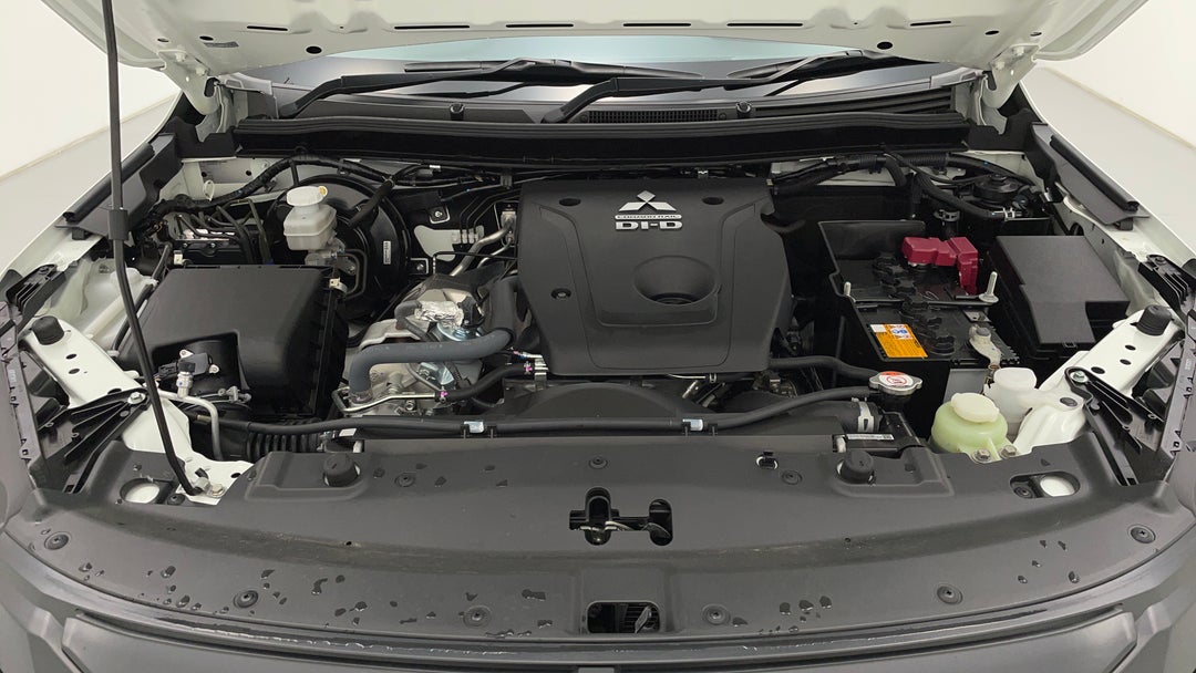 Open Bonnet (Engine)