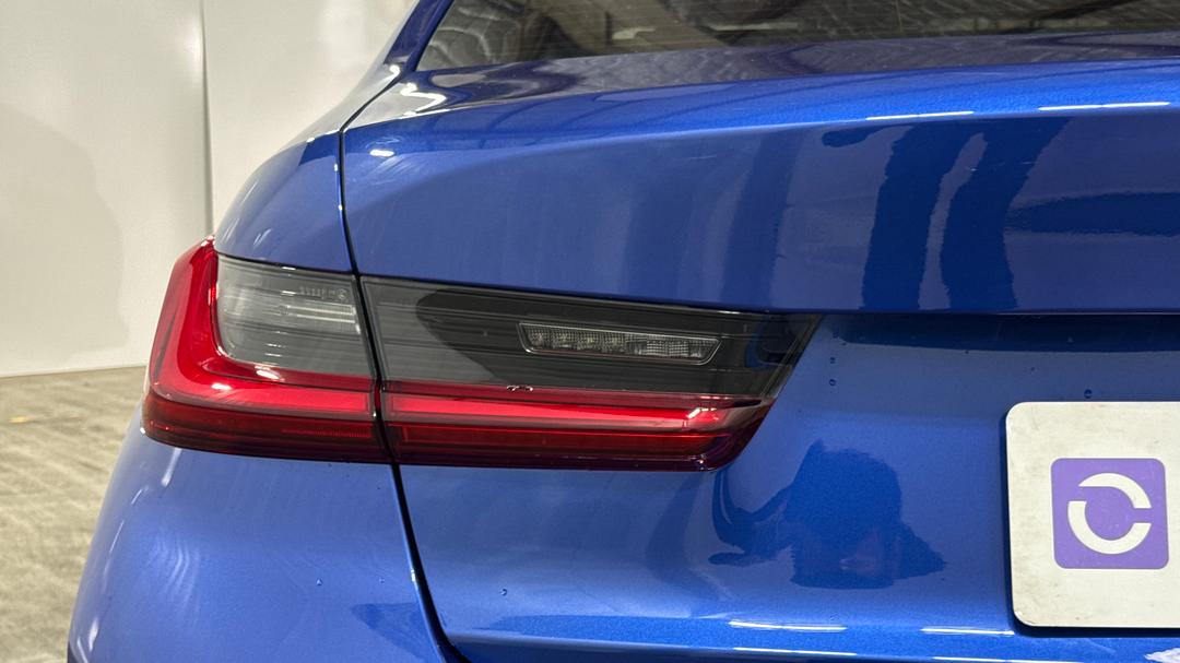 2023 BMW 3 20i M Sport, Automatic, 14668 km, Badge (Boot Left Side)