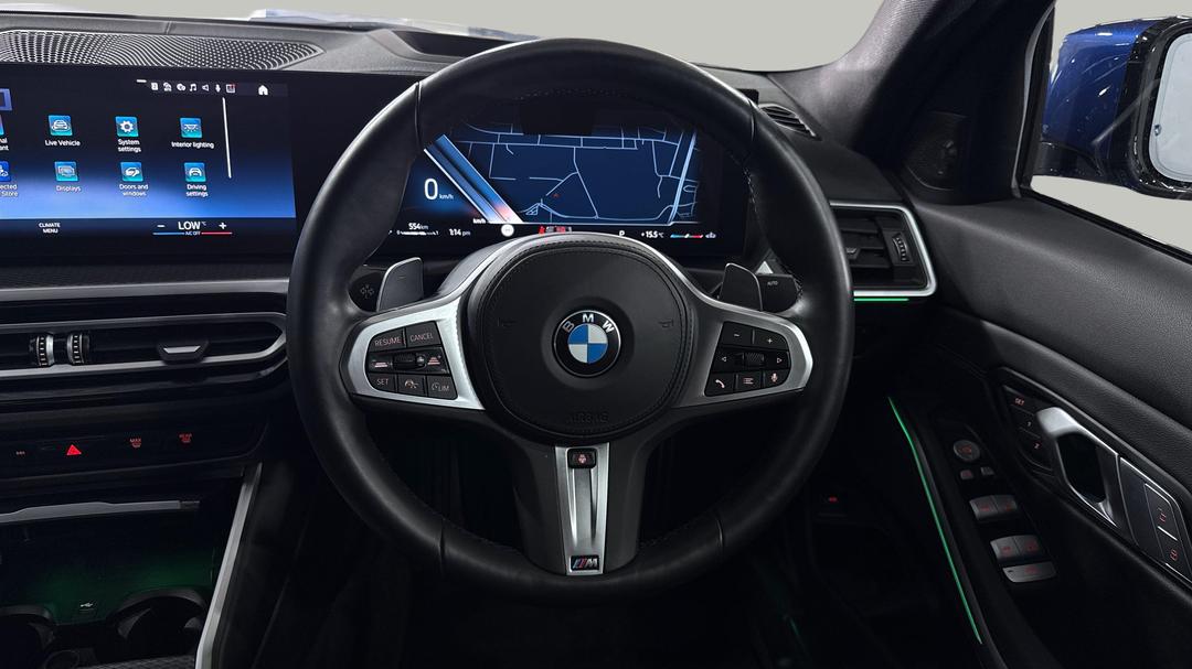 2023 BMW 3 20i M Sport, Automatic, 14668 km, Steering Wheel Close-up