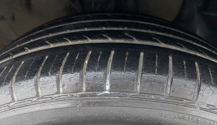 2016 Hyundai Elite i20 ASTA 1.2 (O), Petrol, Manual, 58,247 km, Right Front Tyre Tread