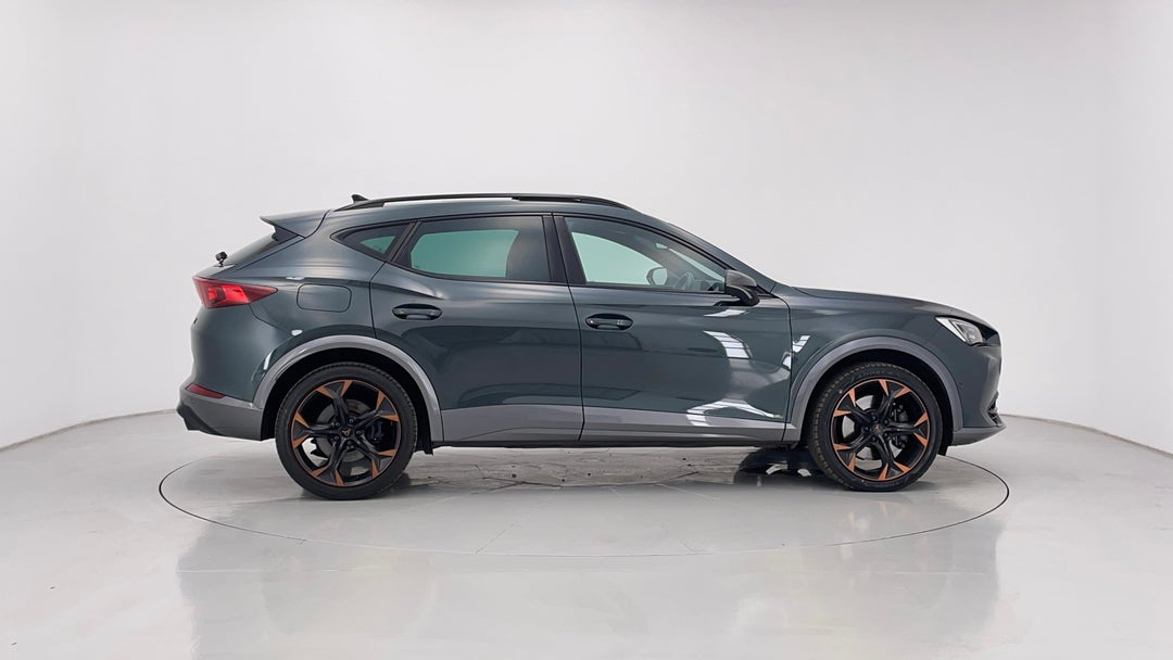 2022 Cupra Formentor Vzx, Automatic, 21094 km, Right Side View